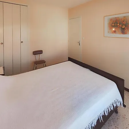 4 Bedroom Cozy In Agde Le Grau-dʼAgde