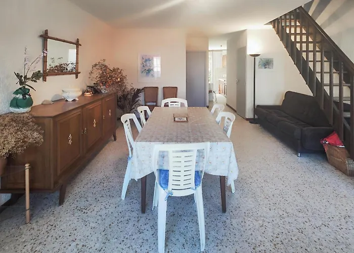 4 Bedroom In Agde Дом отдыха