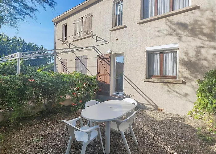 4 Bedroom In Agde Дом отдыха Ле-Гро-д'Агд