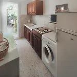 4 Bedroom Cozy In Agde * Le Grau-dʼAgde