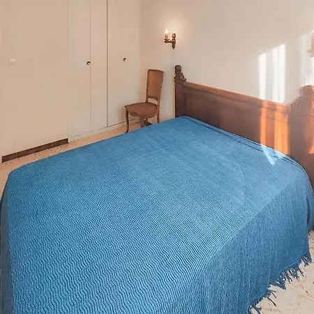 Casa vacanze 4 Bedroom In Agde